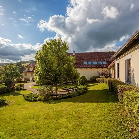U Lípy * Rovecne